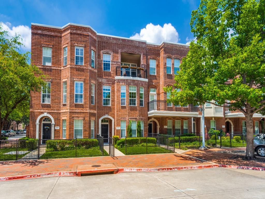 Townhomes Of District A Ph 01-11 - Residential Lease