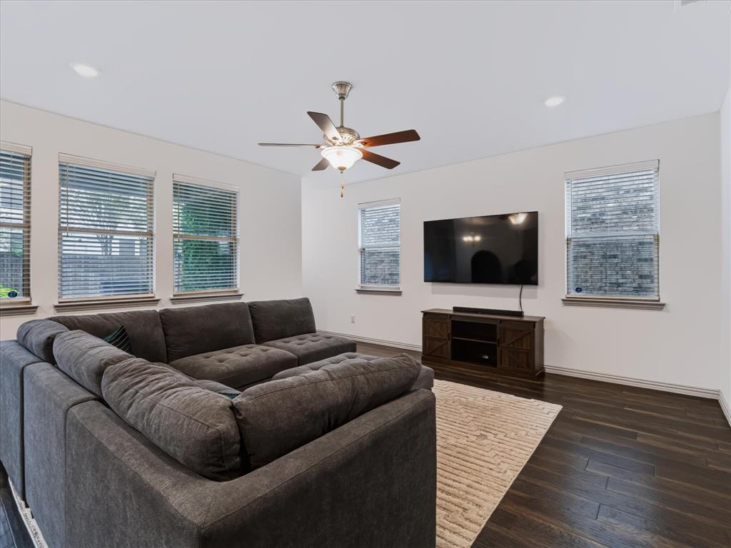 1387 Bonanza Lane