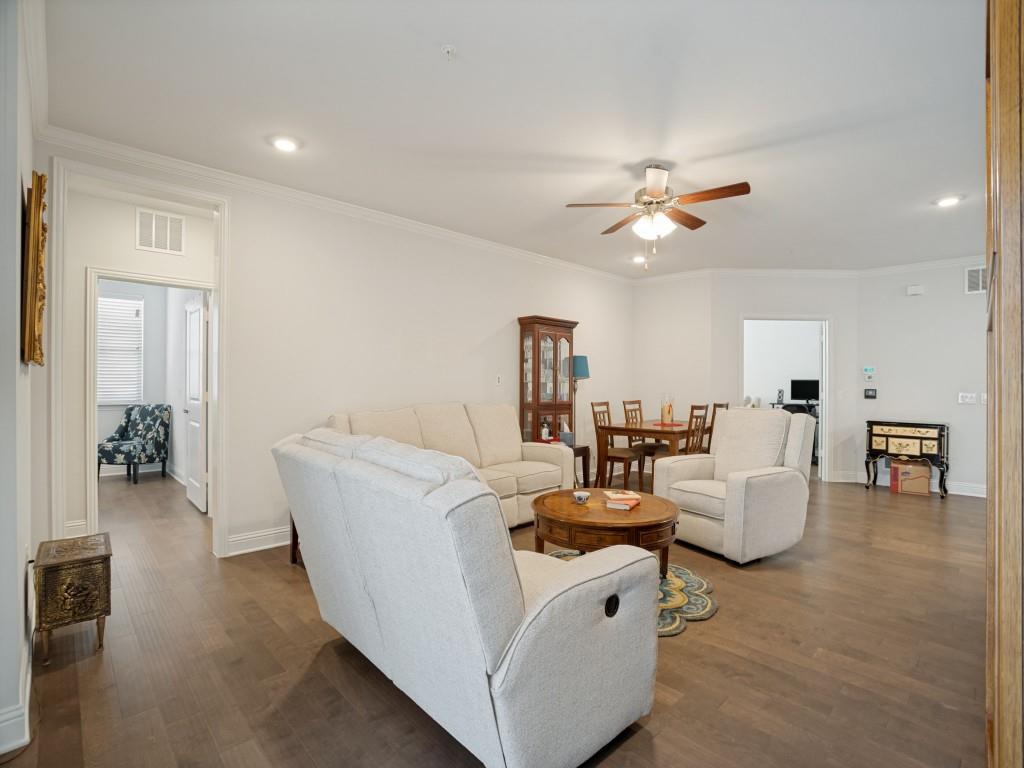 651 N Watters Road 8206