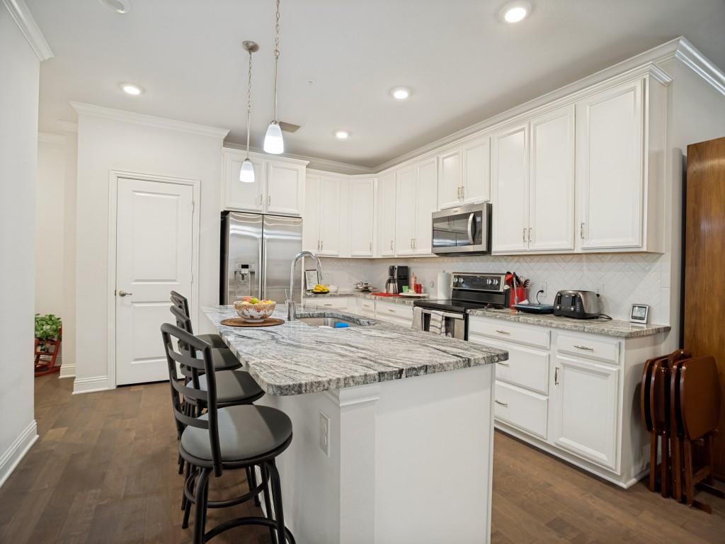651 N Watters Road 8206