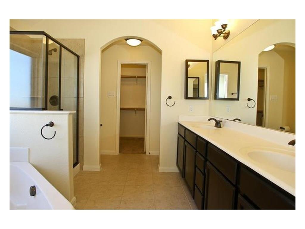 Carter Ranch #5b The - Residential Lease