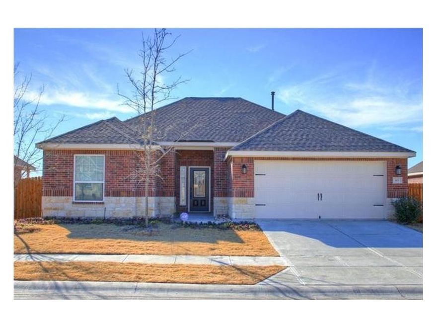 One story home with open and spacious floor plan better than new; Upgrades include granite counter, SS appliances (will leave the refrigerator for tenant), tile floors, window coverings, upgraded bronze fixtures, recess lighting, high ceilings, large backyard, backs up to pond. The beautiful Carter Ranch community features swimming pool, cabana, playgrounds, and private lake with fishing pier. 5 minutes driving to Kroger.