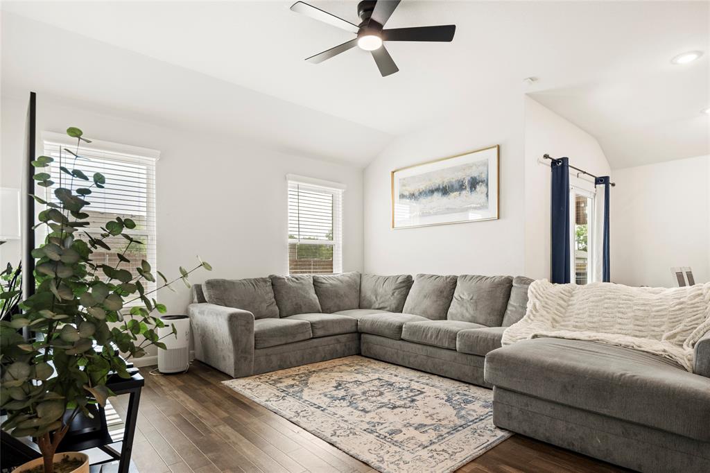 Middlefield Village - Residential