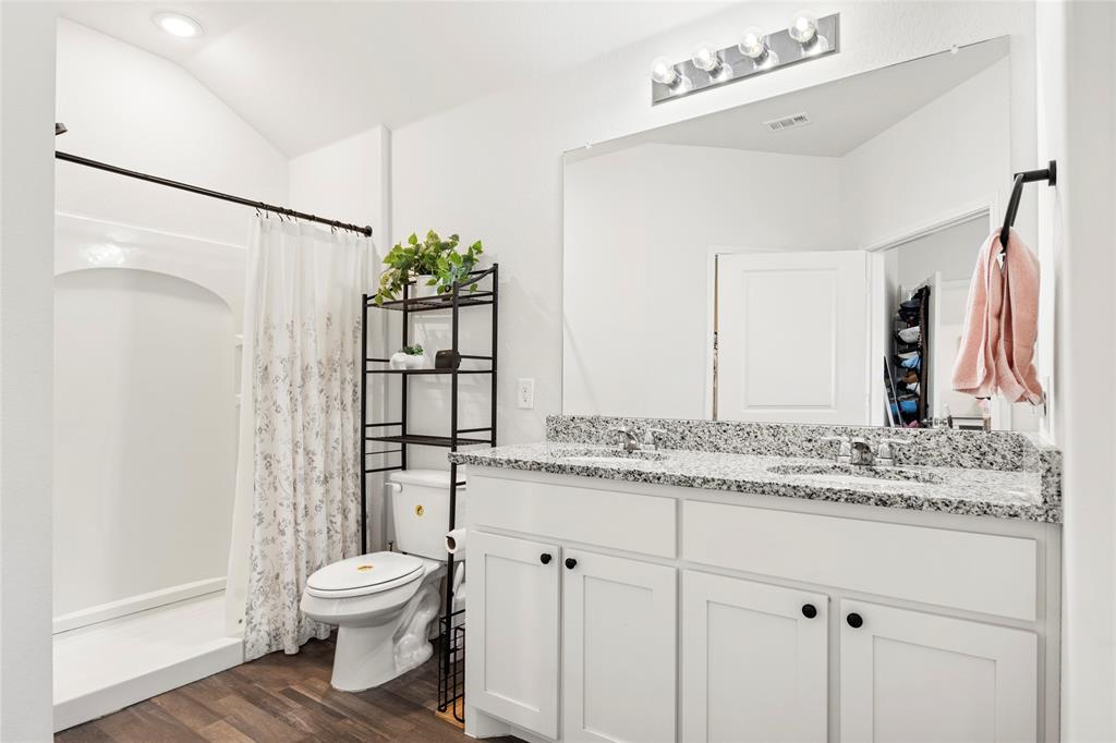 Middlefield Village - Residential