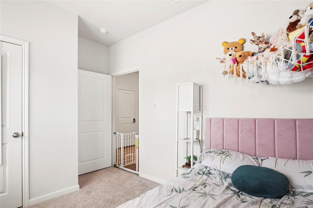 Middlefield Village - Residential