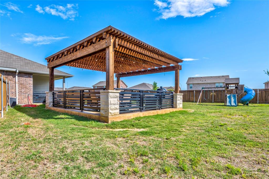 Middlefield Village - Residential