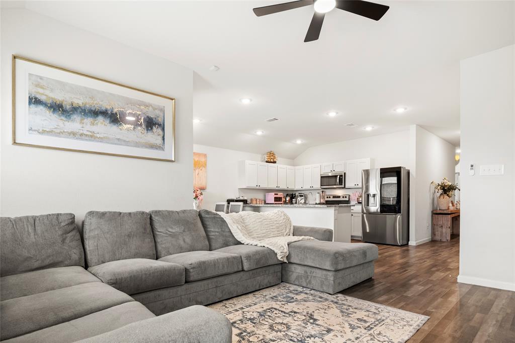 Middlefield Village - Residential