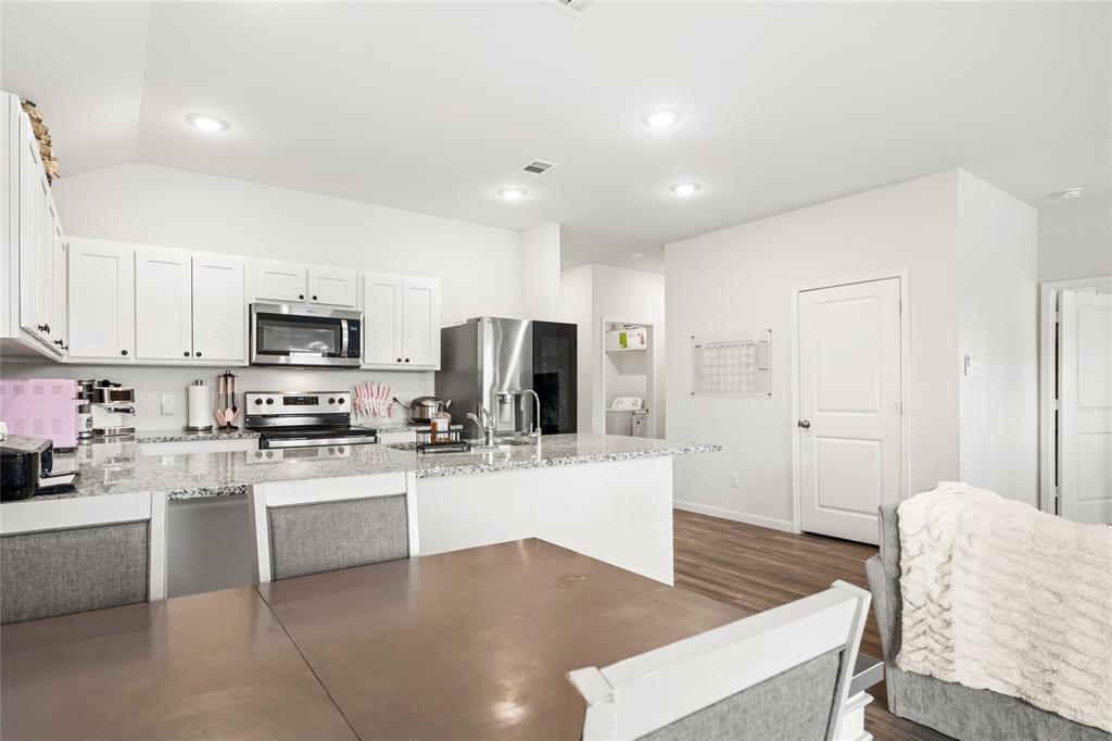 Middlefield Village - Residential