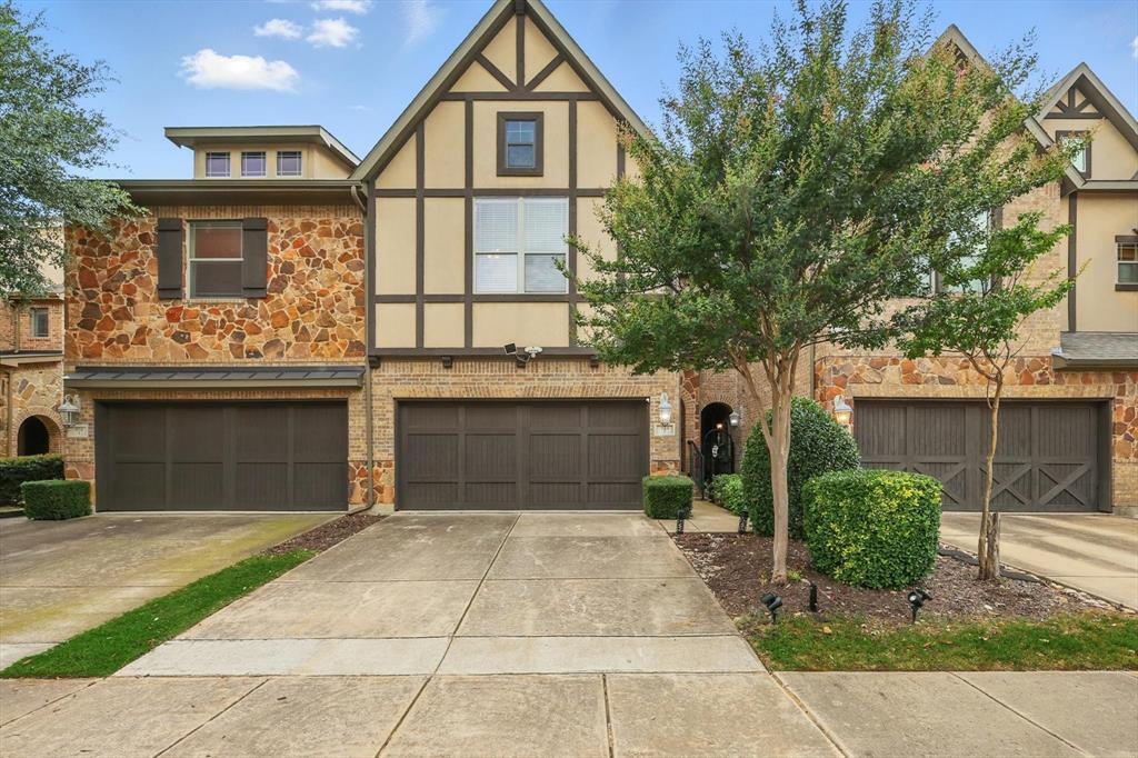 934 Brook Forest Lane