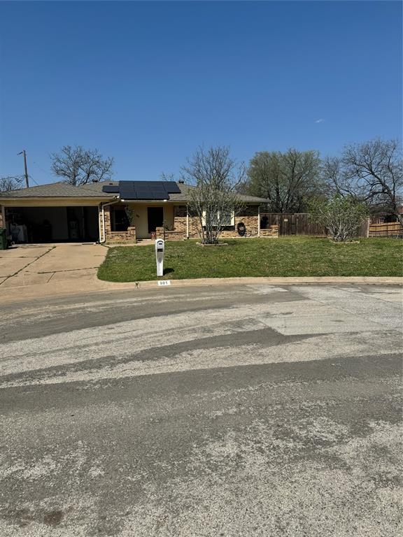 901 Freestone Court