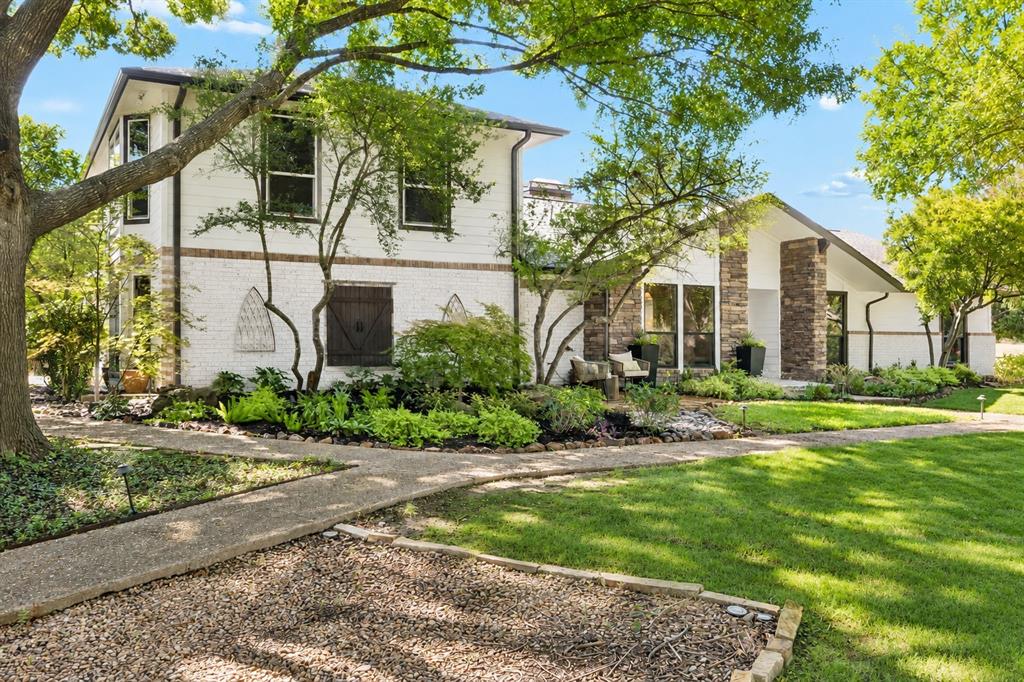 520 Cottonwood Place