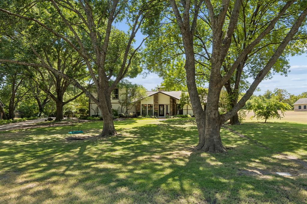 520 Cottonwood Place
