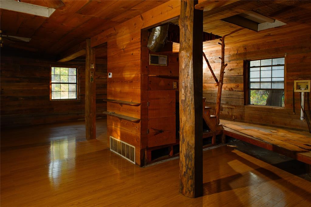 Simmons Shores - Residential