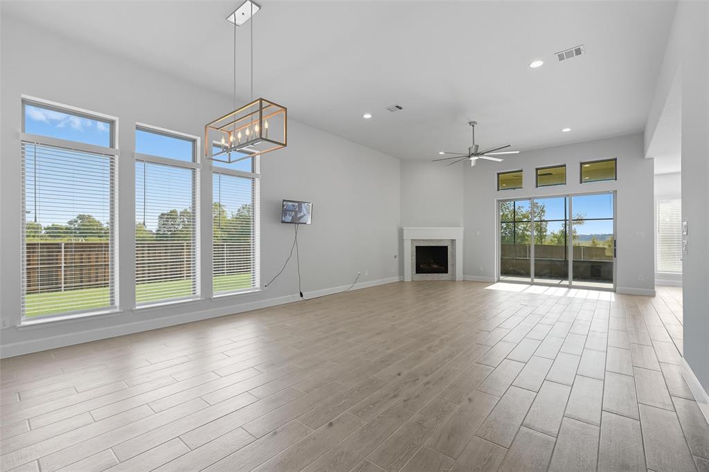 Sonoma Verde - Residential