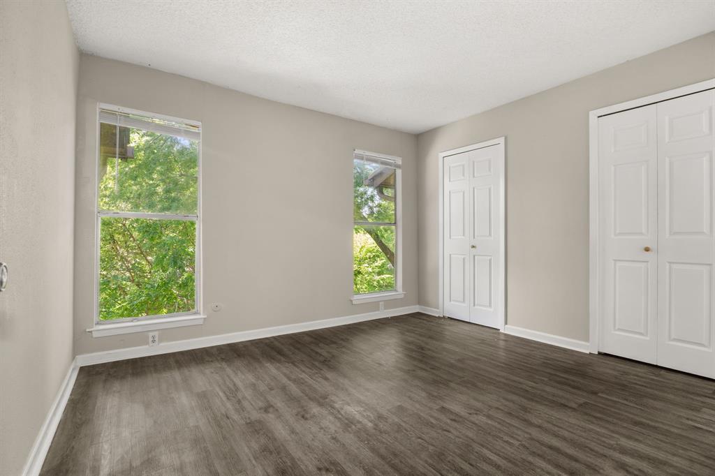 TEALWOOD ON THE CREEK CONDOMINIUM - Residential