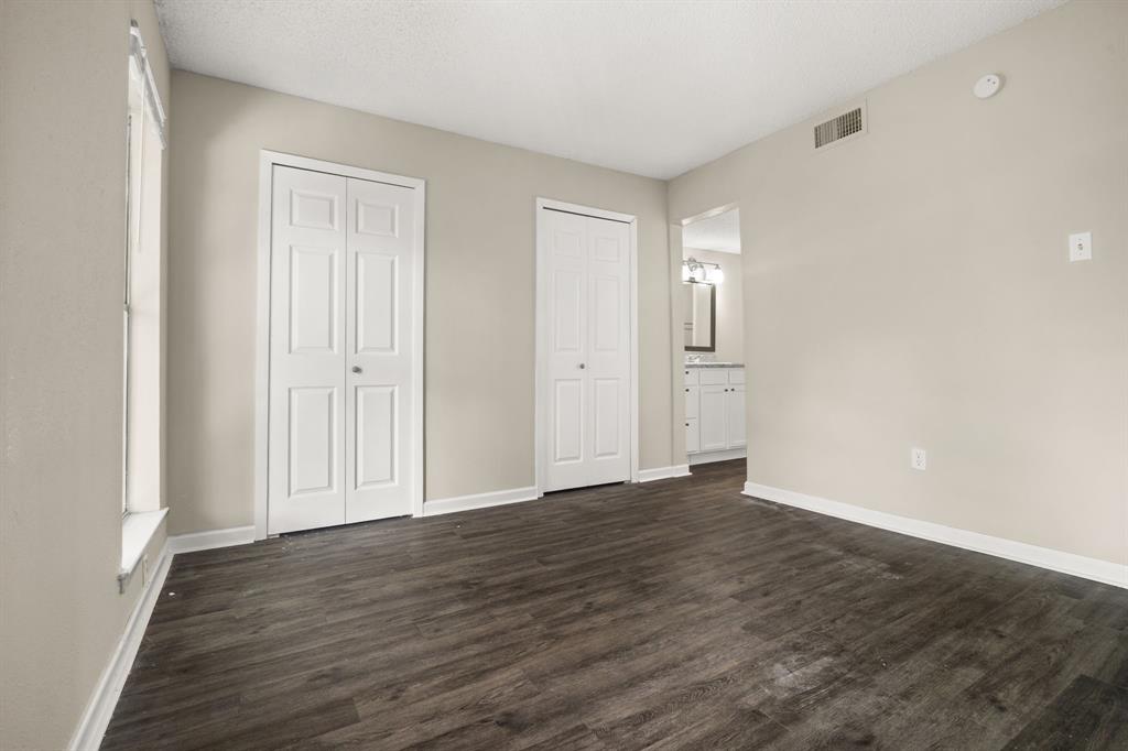 TEALWOOD ON THE CREEK CONDOMINIUM - Residential