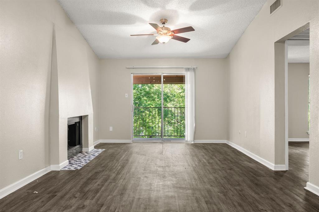 TEALWOOD ON THE CREEK CONDOMINIUM - Residential