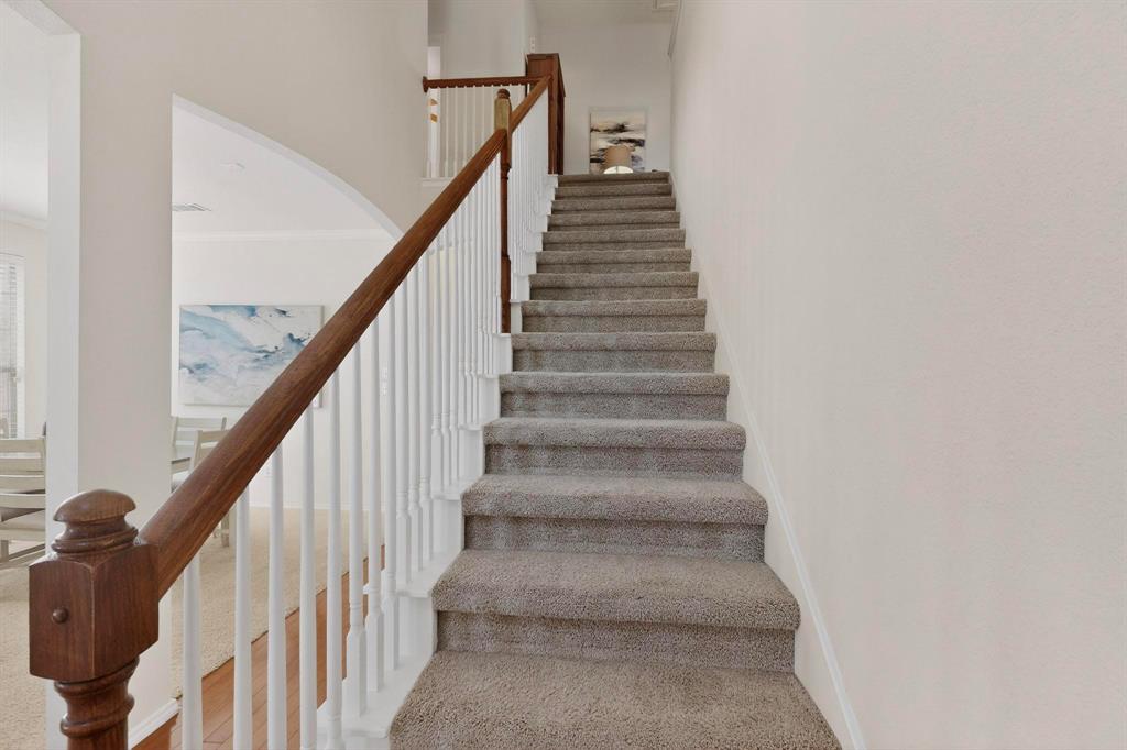 9009 Golden Sunset Trail