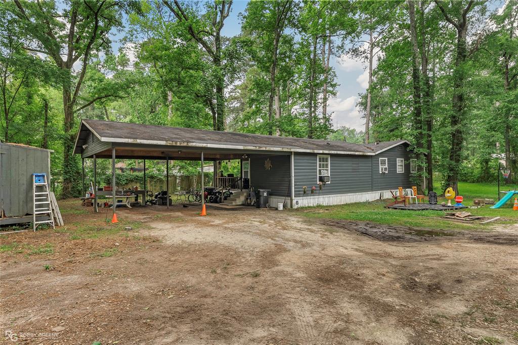 371 Lakeview Drive