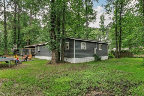 371 Lakeview Drive Doyline LA 71023