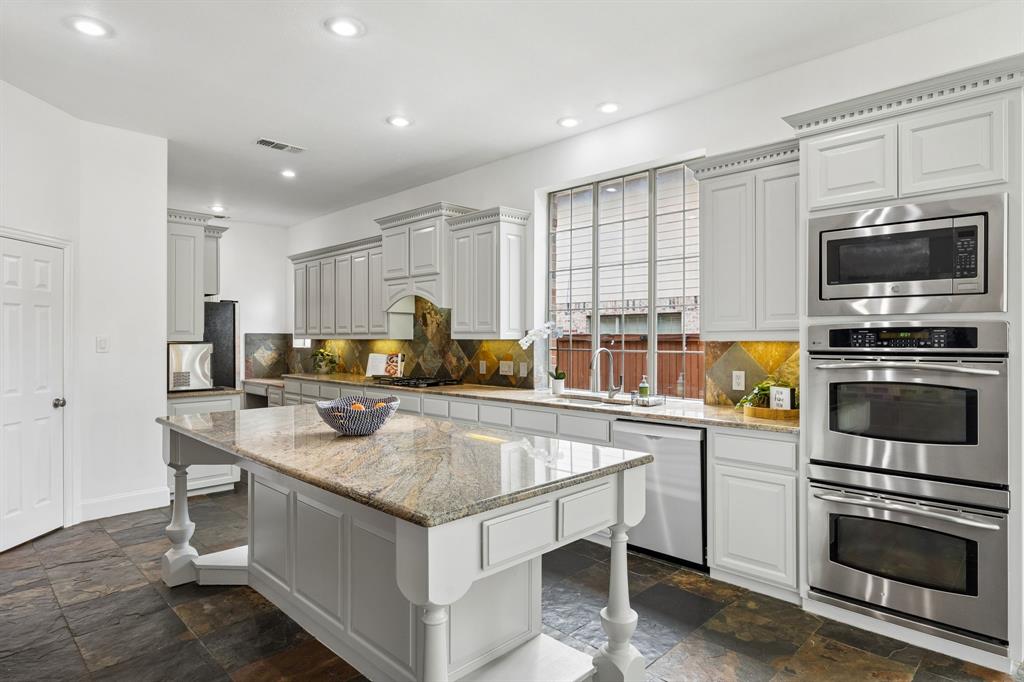 8709 Herns Meadow Lane