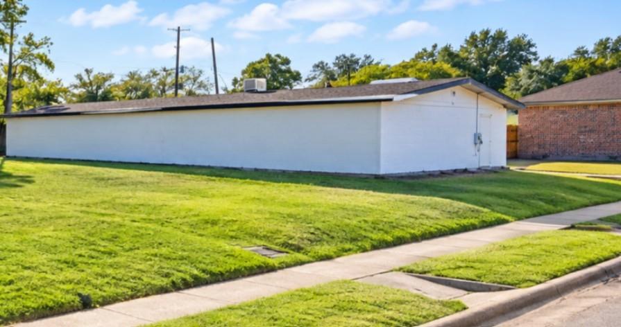 900 S Denley Drive