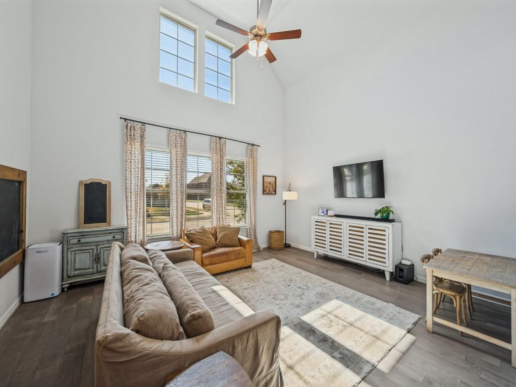 2076 Barx Drive