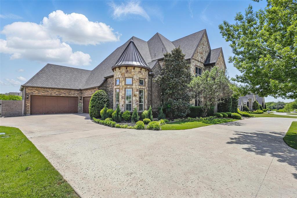 7909 Bella Flora Drive