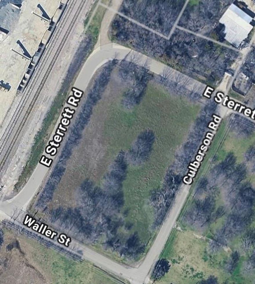 It is a definable open canvas...with City Buy-In you can do nearly. everything! Four Sides of Road Frontage. Close Proximity to Rail and All Utilities!