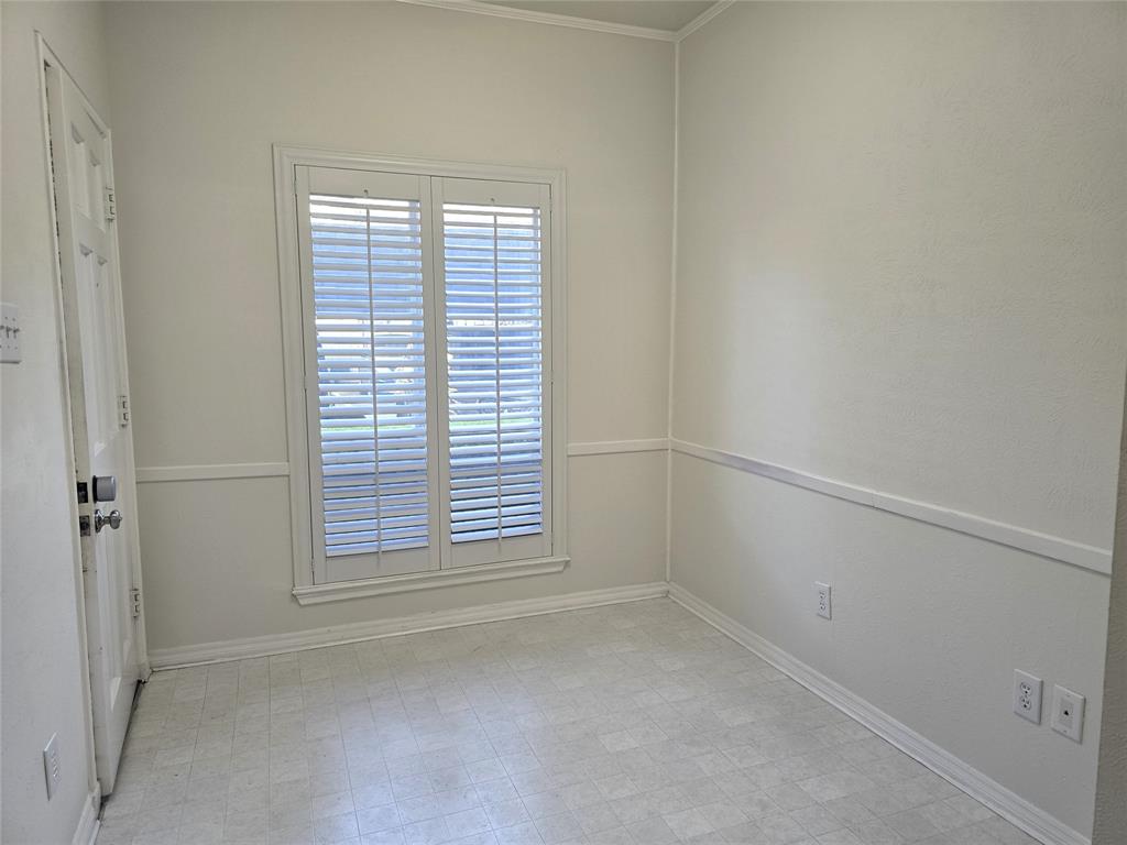 Fountain Royale Orleans W - Residential