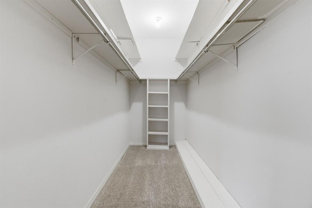 Fountain Royale Orleans W - Residential