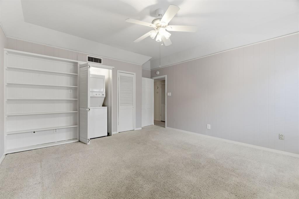 Fountain Royale Orleans W - Residential