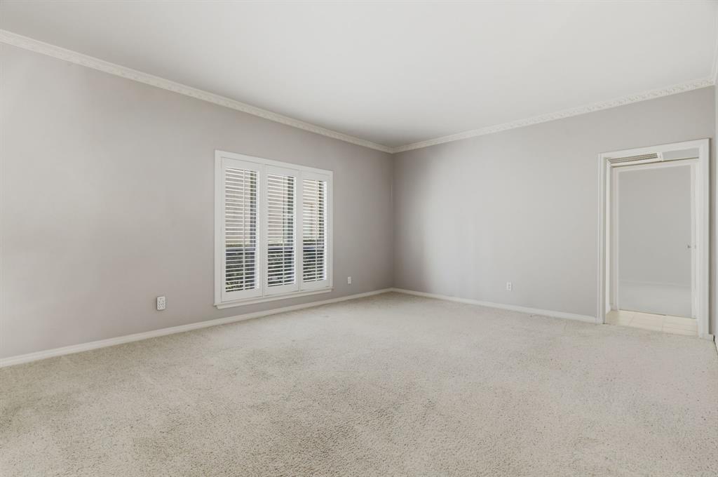 Fountain Royale Orleans W - Residential