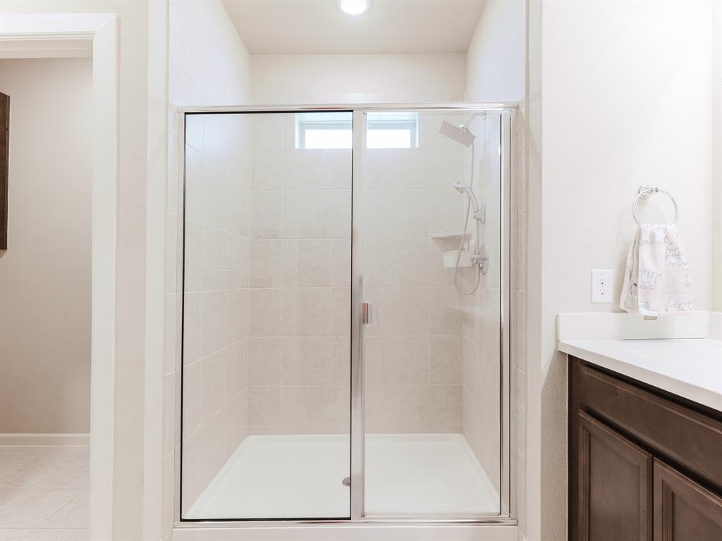 Meadowbrook Place - Residential Lease