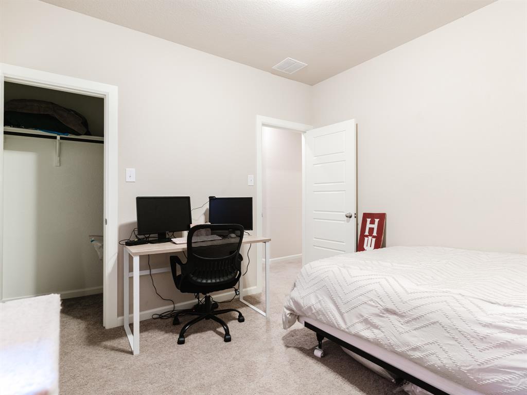 Meadowbrook Place - Residential Lease