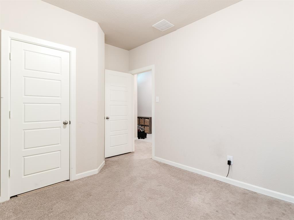 Meadowbrook Place - Residential Lease