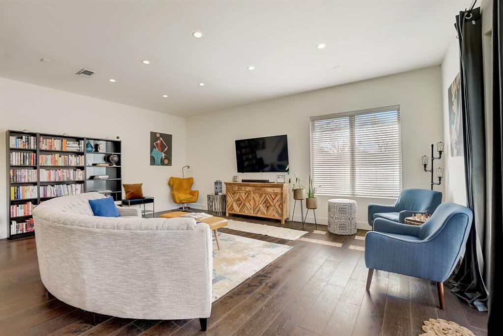 3312 Walchard Court