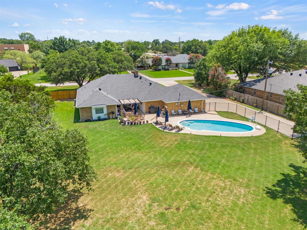 1202 Whispering Lane