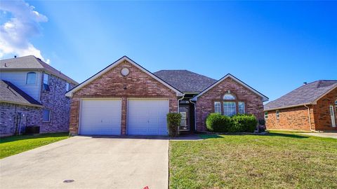 Photo of 137 Magnolia Lane, Rockwall, TX 75032 (MLS # 21159117)