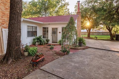 A home in Brady