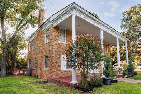 A home in Brady