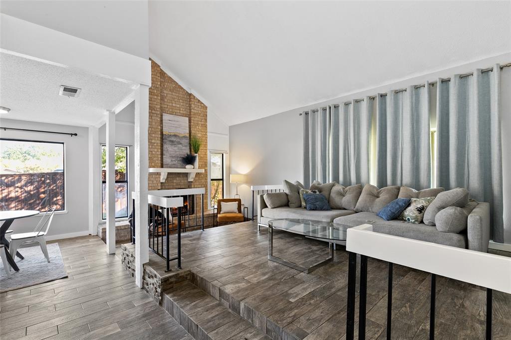 Royal Oaks - Residential