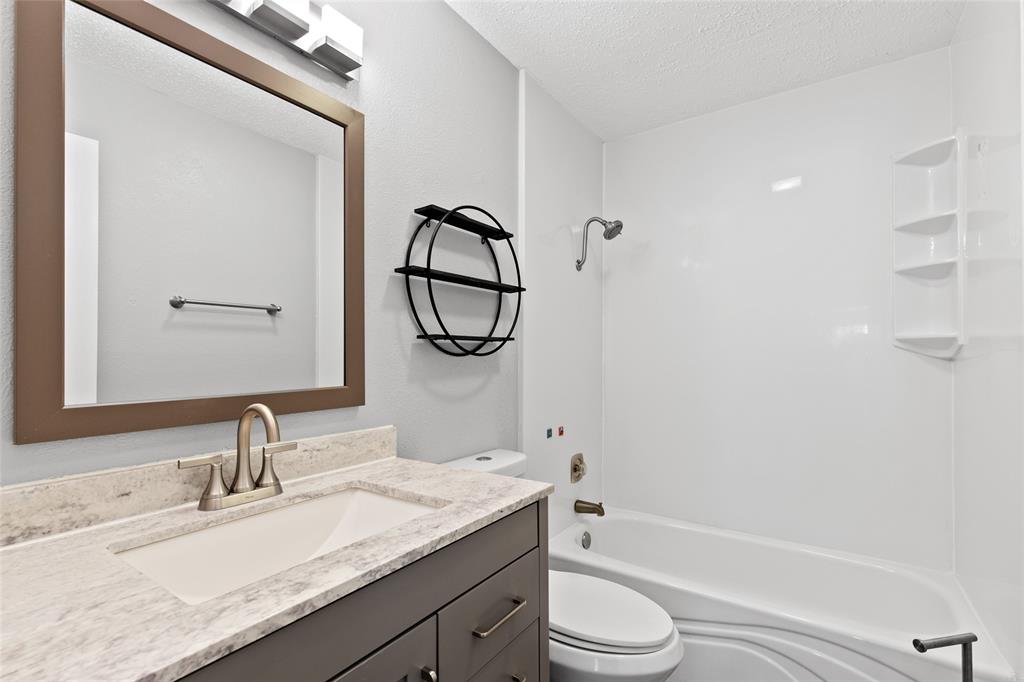 Royal Oaks - Residential