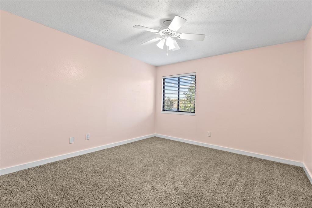 Royal Oaks - Residential