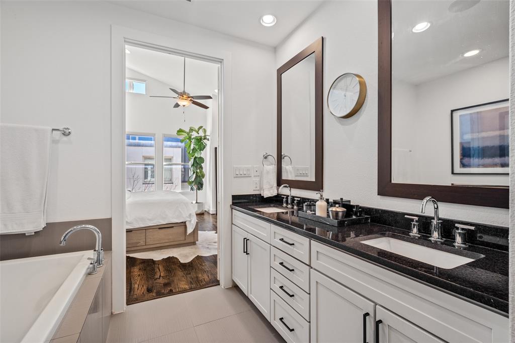 Palo Alto Twnhms Condos Bldg 8 - Residential