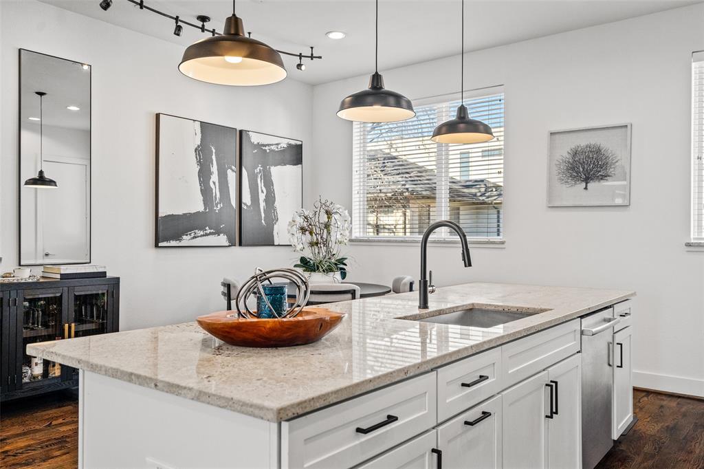 Palo Alto Twnhms Condos Bldg 8 - Residential