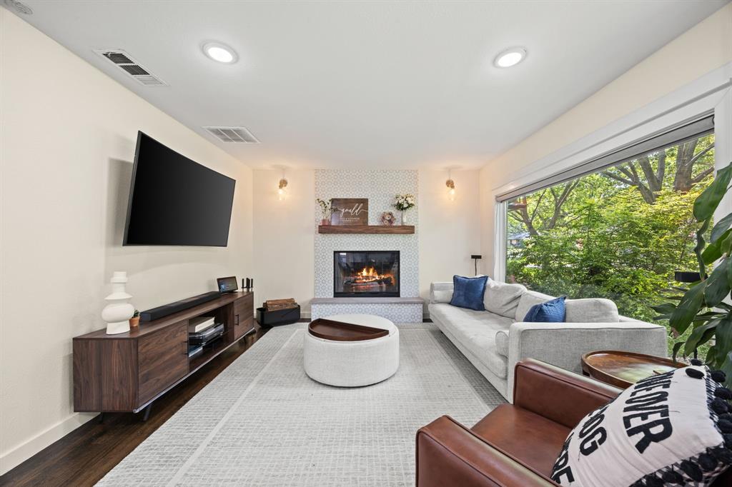 7166 Dalewood Lane