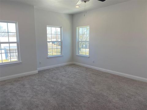 Tiny photo for 3015 Barling, Greenville, TX 75401 (MLS # 21013331)