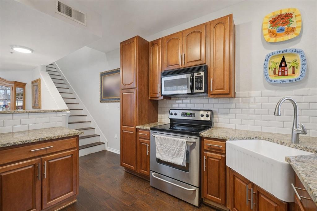 Townhouses of Coppell - Residential