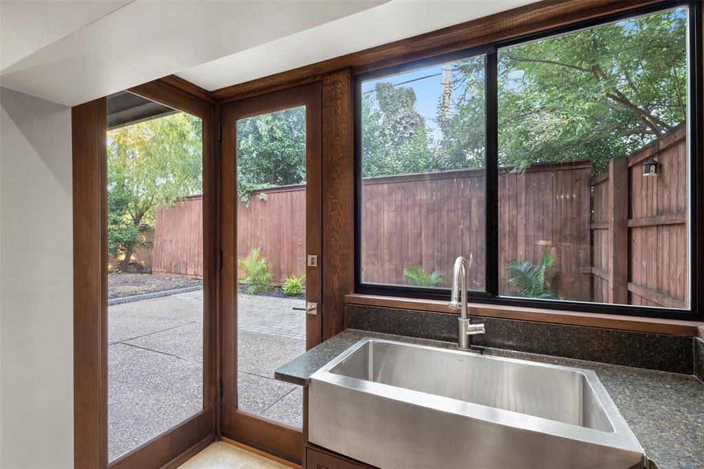 Preston Del Norte Villas Condos - Residential